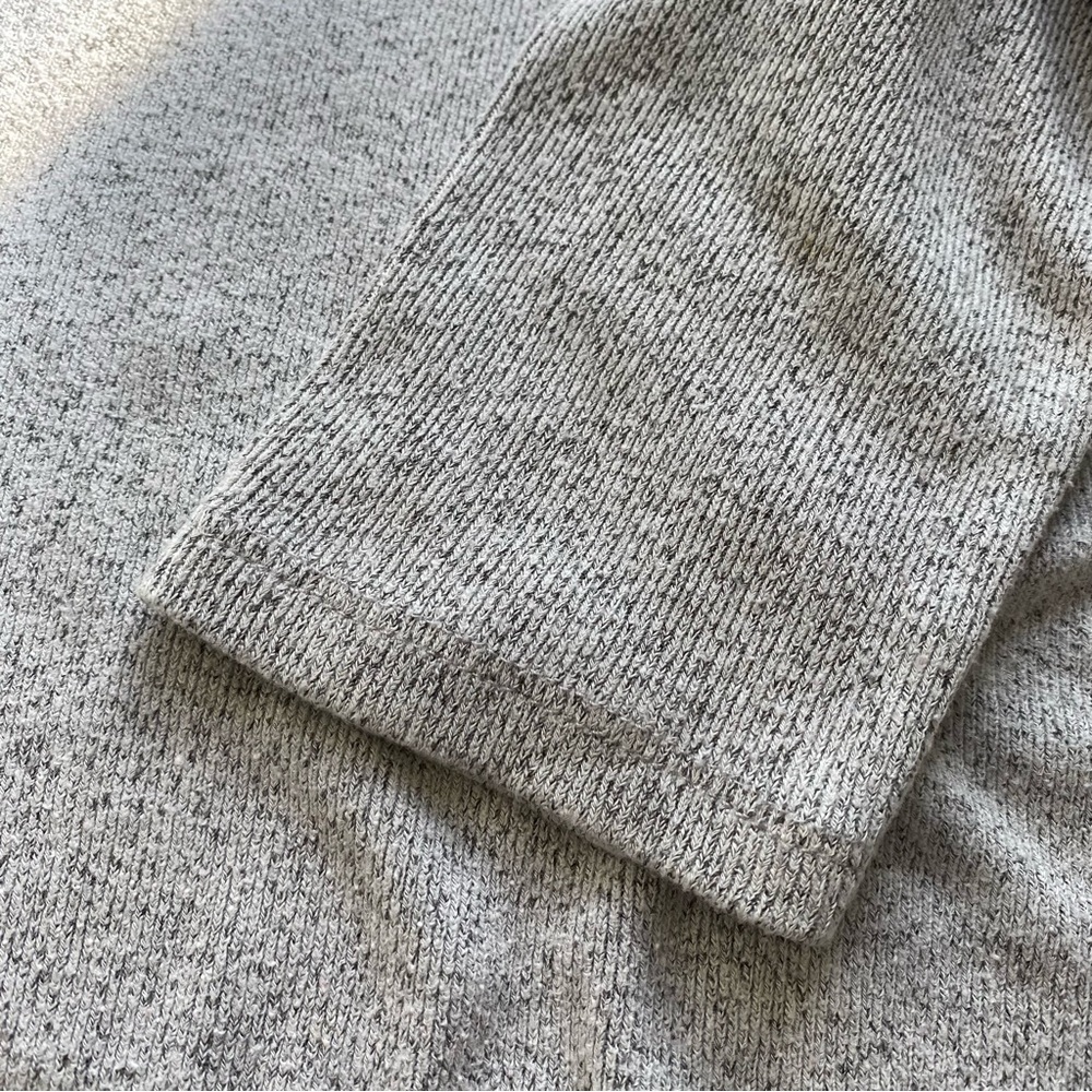 BRANDY MELVILLE Gray Oversized Slouchy V-Neck Sweater OS - Picture 7 of 8